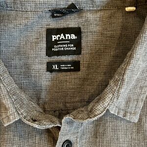 Prana Men's Gray Short Sleeve Button-Down Shirt